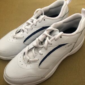 Easy Spirit Women's Sneakers - Sz. 6-1/2